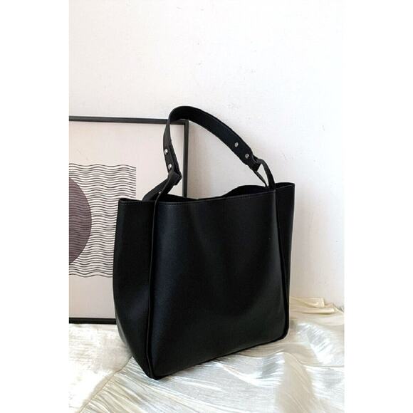 WOMEN'S SIMPLE AND FASHIONABLE HIGH-CAPACITY SHOULDER BAG NWT - Picture 3 of 14